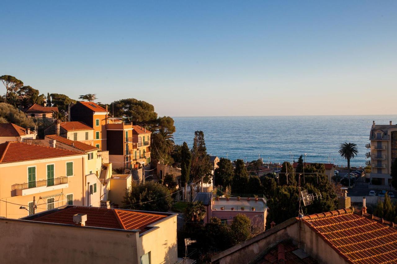 Hotel Europa Finale Ligure Exterior photo