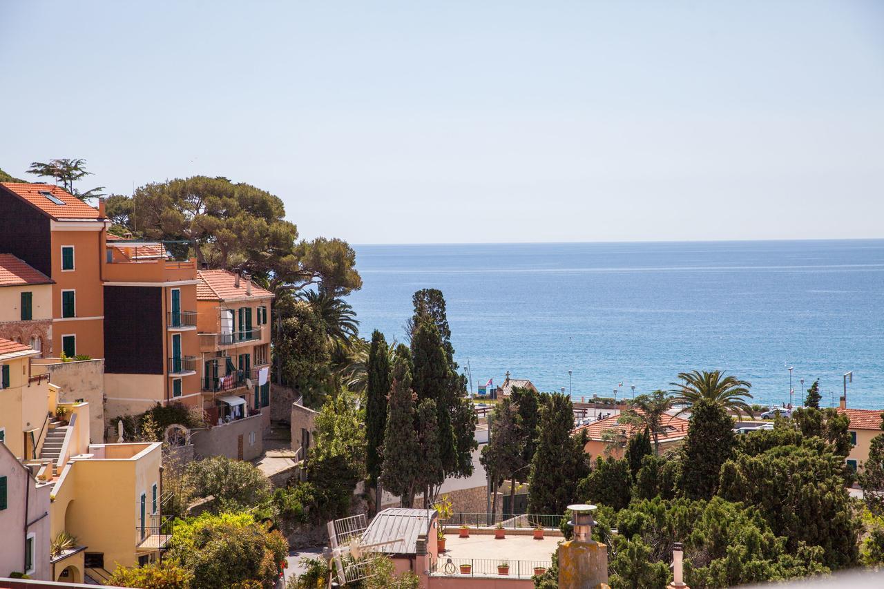 Hotel Europa Finale Ligure Exterior photo